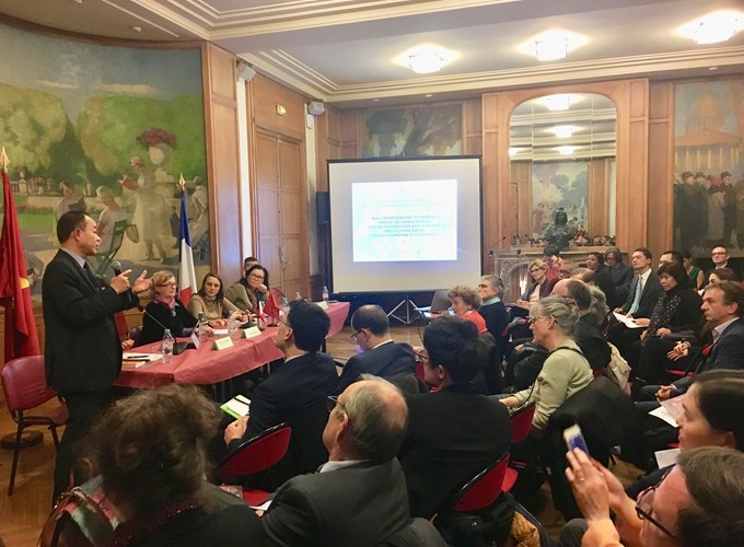 Triển lãm và tọa đàm kỷ niệm 45 năm quan hệ Việt-Pháp - Anh 4